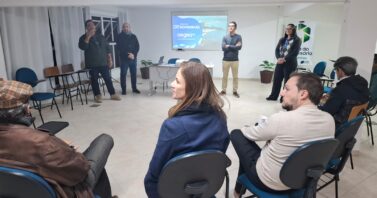 Programa Afluentes reúne empresários e apresenta avanços das obras de esgotamento sanitário em Bombinhas